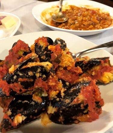 Cozze ripiene al sugo